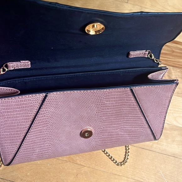 salmon colour clutch / purse - Picture 3 of 3